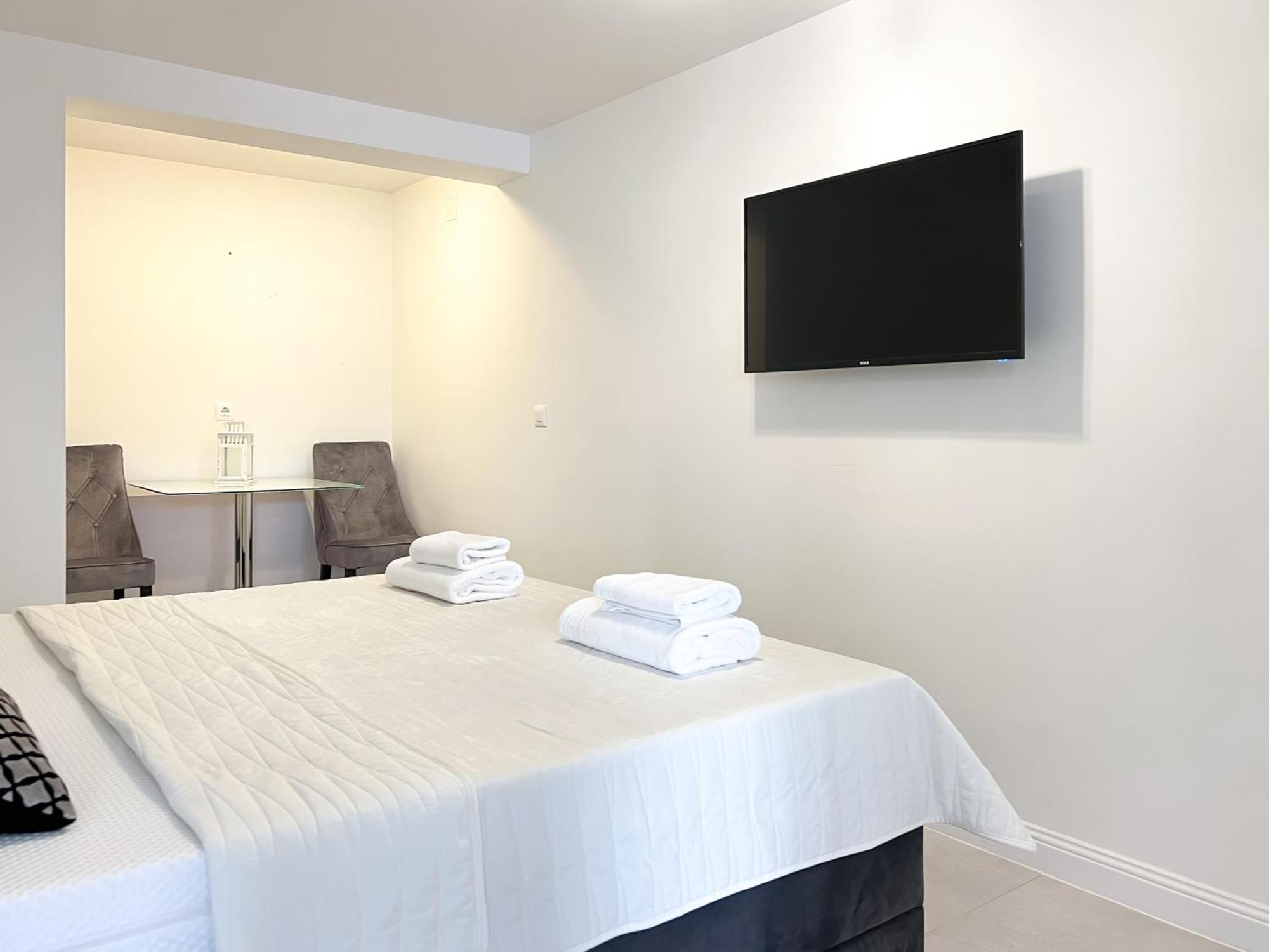 Apartments Larus Baška Voda Kamer foto